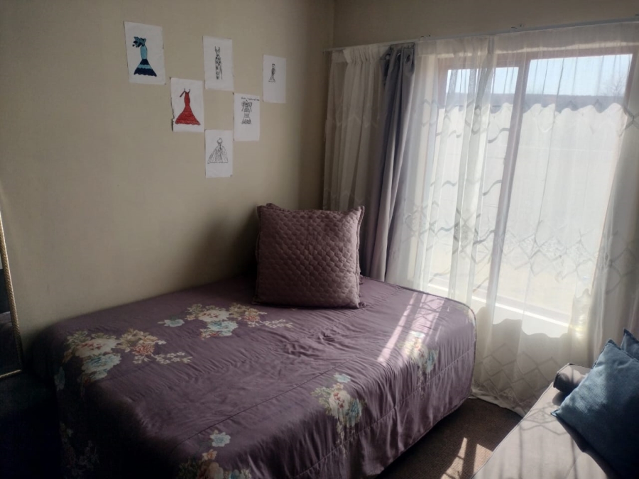 3 Bedroom Property for Sale in Hillside Free State
